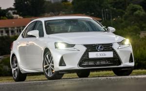 Lexus IS300h 2018 года (ZA)